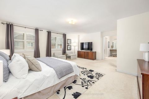 Photo 21 at 26 Chopin Boulevard, Patterson, Vaughan
