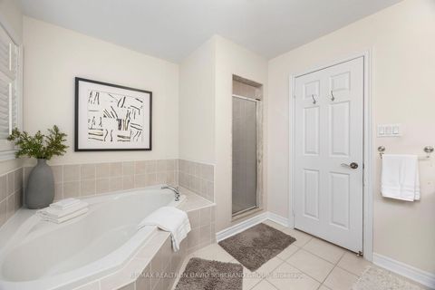 Photo 25 at 26 Chopin Boulevard, Patterson, Vaughan