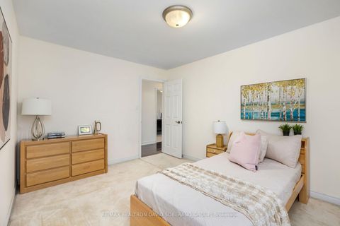 Photo 29 at 26 Chopin Boulevard, Patterson, Vaughan