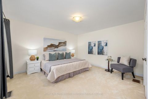 Photo 31 at 26 Chopin Boulevard, Patterson, Vaughan
