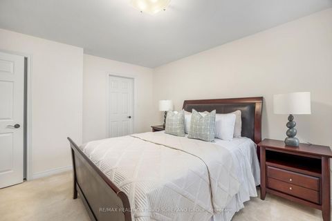 Photo 34 at 26 Chopin Boulevard, Patterson, Vaughan