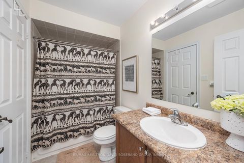 Photo 35 at 26 Chopin Boulevard, Patterson, Vaughan