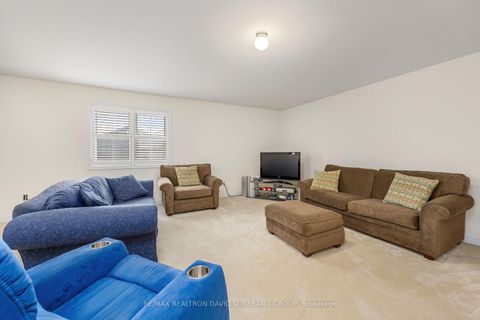 Photo 37 at 26 Chopin Boulevard, Patterson, Vaughan