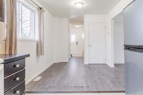 Photo 4 at 1 Charleson Drive, Holly, Barrie
