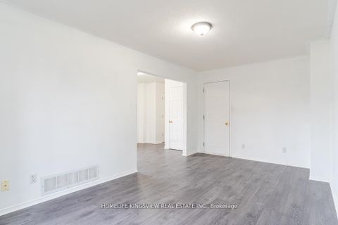 Photo 6 at 1 Charleson Drive, Holly, Barrie