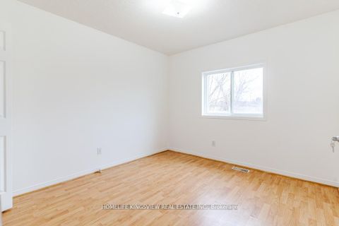 Photo 11 at 1 Charleson Drive, Holly, Barrie