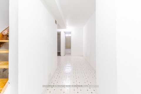 Photo 15 at 1 Charleson Drive, Holly, Barrie