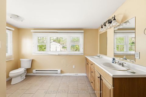 Photo 15 at 34 North Street N, Wellington, Barrie