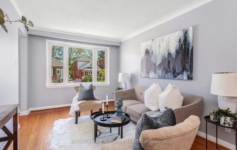 Photo 6 at 16 East Drive, Smythe, Toronto