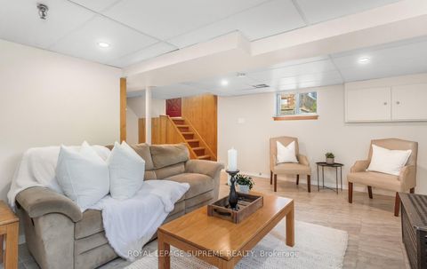 Photo 27 at 16 East Drive, Smythe, Toronto