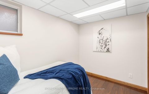 Photo 31 at 16 East Drive, Smythe, Toronto
