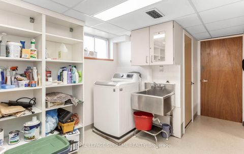 Photo 36 at 16 East Drive, Smythe, Toronto