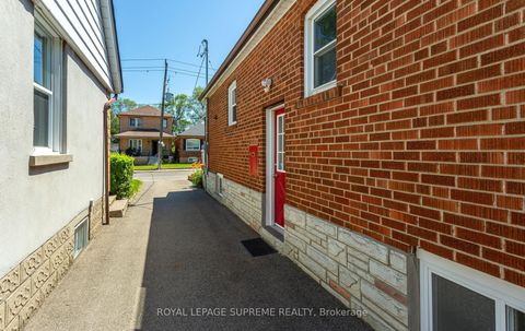 Photo 39 at 16 East Drive, Smythe, Toronto