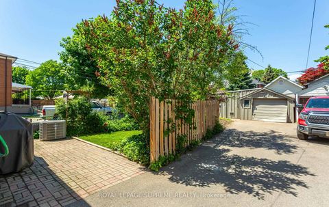 Photo 40 at 16 East Drive, Smythe, Toronto