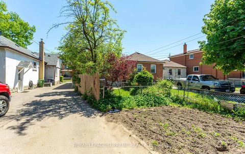 Photo 44 at 16 East Drive, Smythe, Toronto
