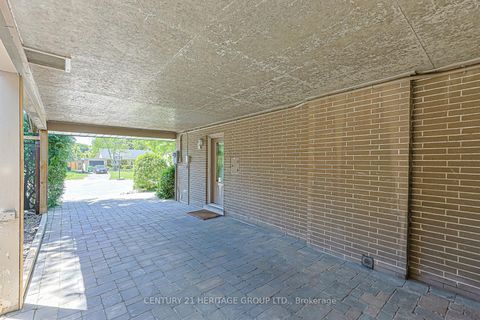 Photo 11 at 21 Truxford Road, Donalda, Toronto