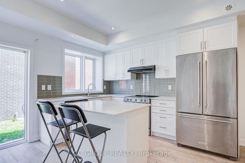 Photo 6 at 105 Frederick Tisdale Drive, CFB, Toronto