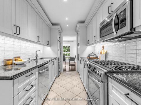 Photo 6 at 40 Snowshoe Mill Way, Windfields, Toronto