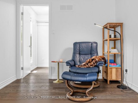 Photo 19 at 40 Snowshoe Mill Way, Windfields, Toronto