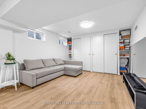 Photo 29 at 40 Snowshoe Mill Way, Windfields, Toronto