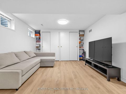 Photo 30 at 40 Snowshoe Mill Way, Windfields, Toronto