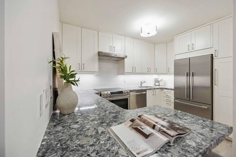 Photo 11 at 201 - 212 St. George Street, Annex, Toronto