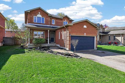 Photo 1 at 17 Margaret Place, Keswick North, Georgina