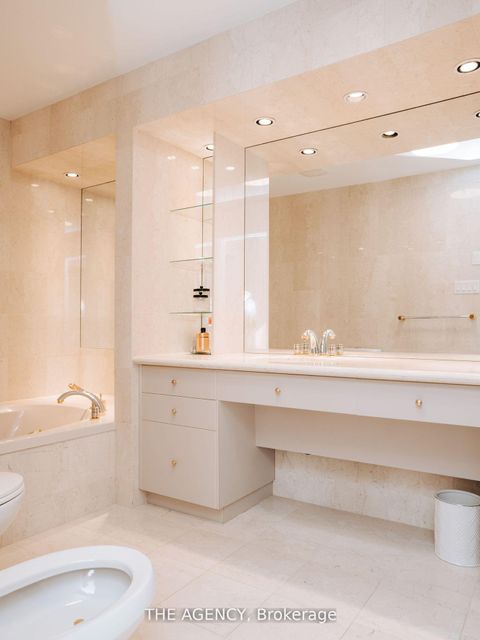 Photo 22 at 7 Shady Oaks Crescent, York Mills, Toronto