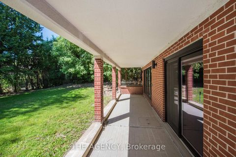 Photo 36 at 7 Shady Oaks Crescent, York Mills, Toronto