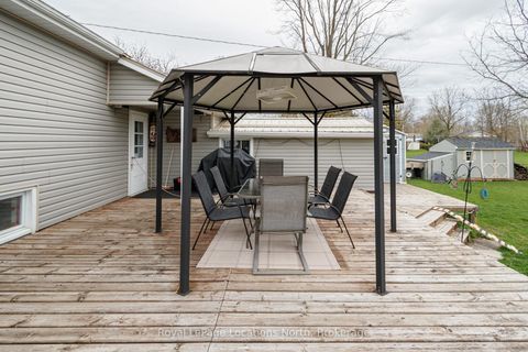 Photo 8 at 227 Superior Street, Stayner, Clearview