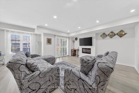 Photo 16 at 73 Sutcliffe Drive, Rolling Acres, Whitby