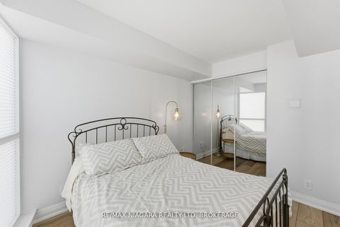 Photo 13 at 1601 - 600 Fleet Street, Niagara, Toronto