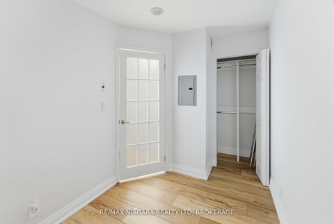 Photo 25 at 1601 - 600 Fleet Street, Niagara, Toronto