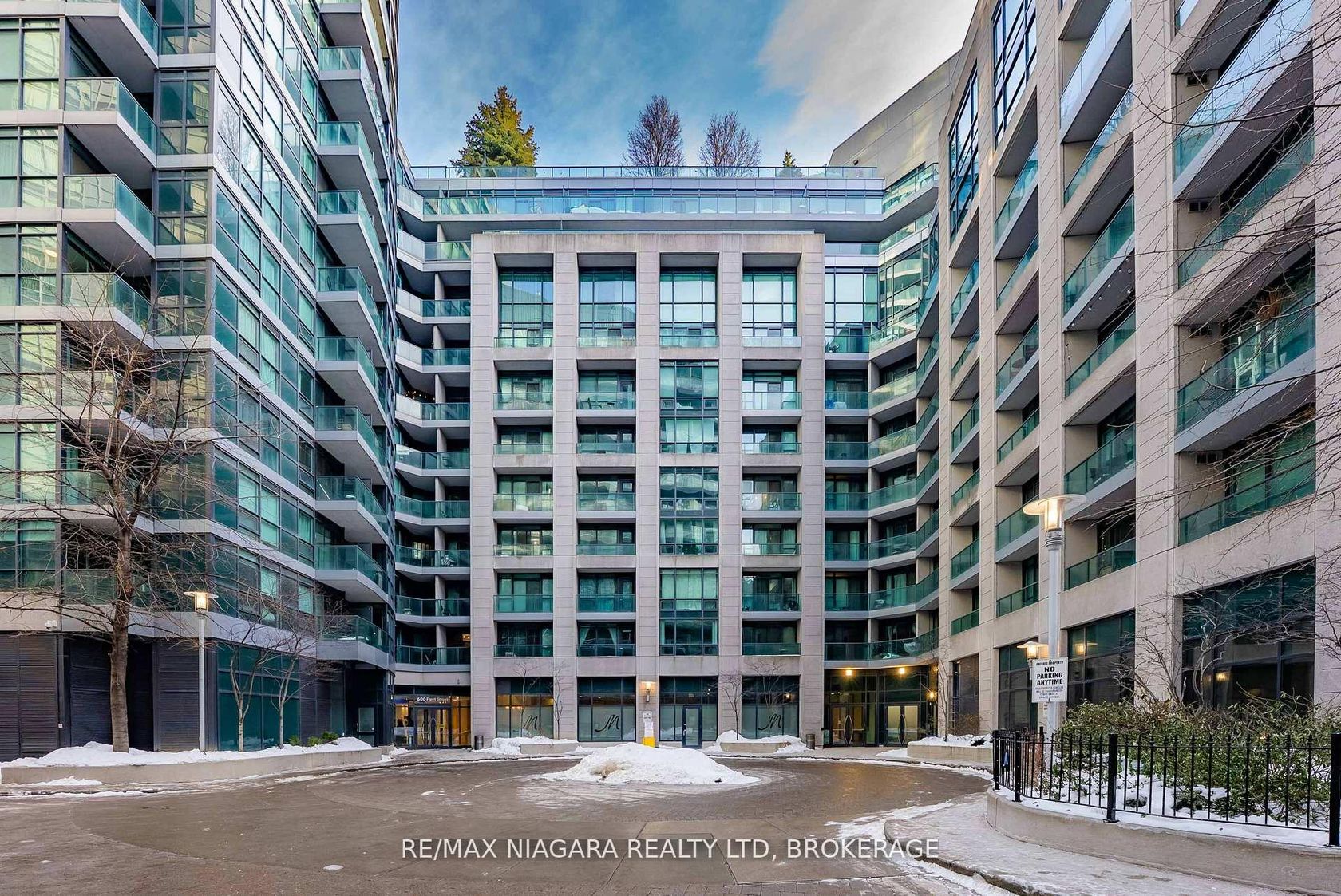 1601 - 600 Fleet Street, Niagara, Toronto photo number 2