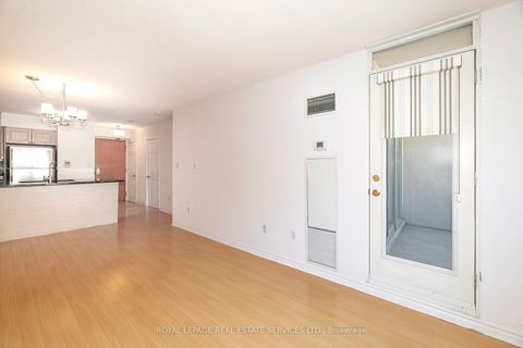 Photo 3 at 212 - 195 Merton Street, Mount Pleasant West, Toronto