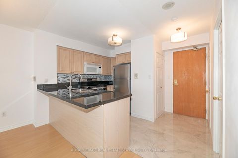 Photo 5 at 212 - 195 Merton Street, Mount Pleasant West, Toronto