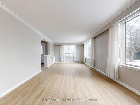 Photo 8 at 16 Upwood Avenue, Rustic, Toronto