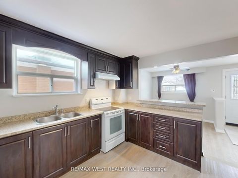 Photo 15 at 16 Upwood Avenue, Rustic, Toronto