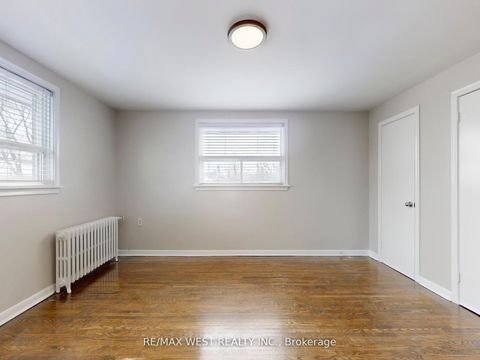 Photo 23 at 16 Upwood Avenue, Rustic, Toronto