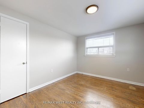 Photo 30 at 16 Upwood Avenue, Rustic, Toronto