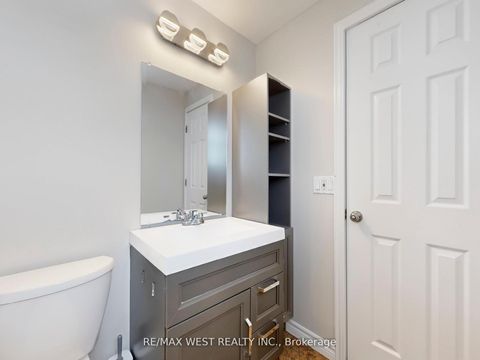 Photo 33 at 16 Upwood Avenue, Rustic, Toronto
