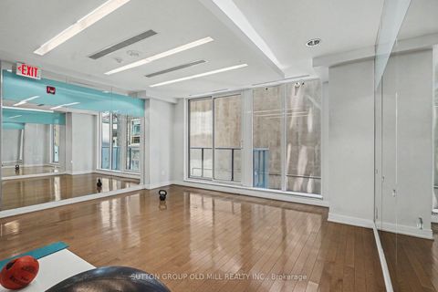 Photo 21 at 713 - 126 Simcoe Street, Waterfront Communities C1, Toronto
