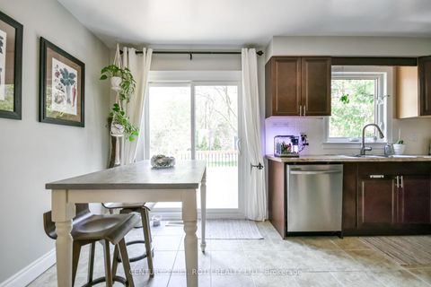 Photo 12 at 55 Moon Drive, Ardagh, Barrie