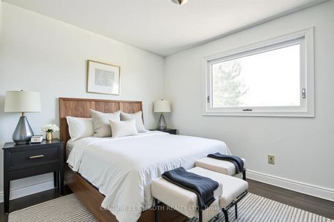 Photo 18 at 55 Moon Drive, Ardagh, Barrie
