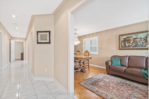 Photo 4 at 30 Graceview Court, Vaughan Grove, Vaughan