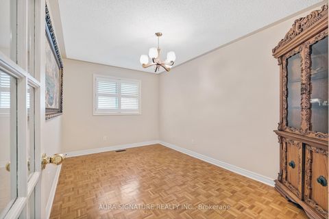 Photo 21 at 30 Graceview Court, Vaughan Grove, Vaughan