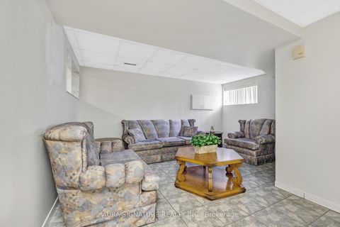 Photo 30 at 30 Graceview Court, Vaughan Grove, Vaughan