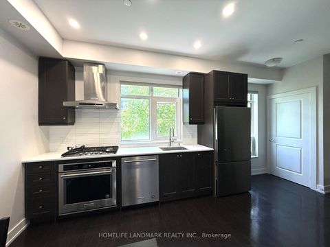 Photo 7 at 3 - 50 Holmes Avenue, Willowdale East, Toronto