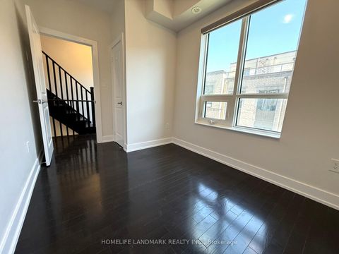 Photo 16 at 3 - 50 Holmes Avenue, Willowdale East, Toronto