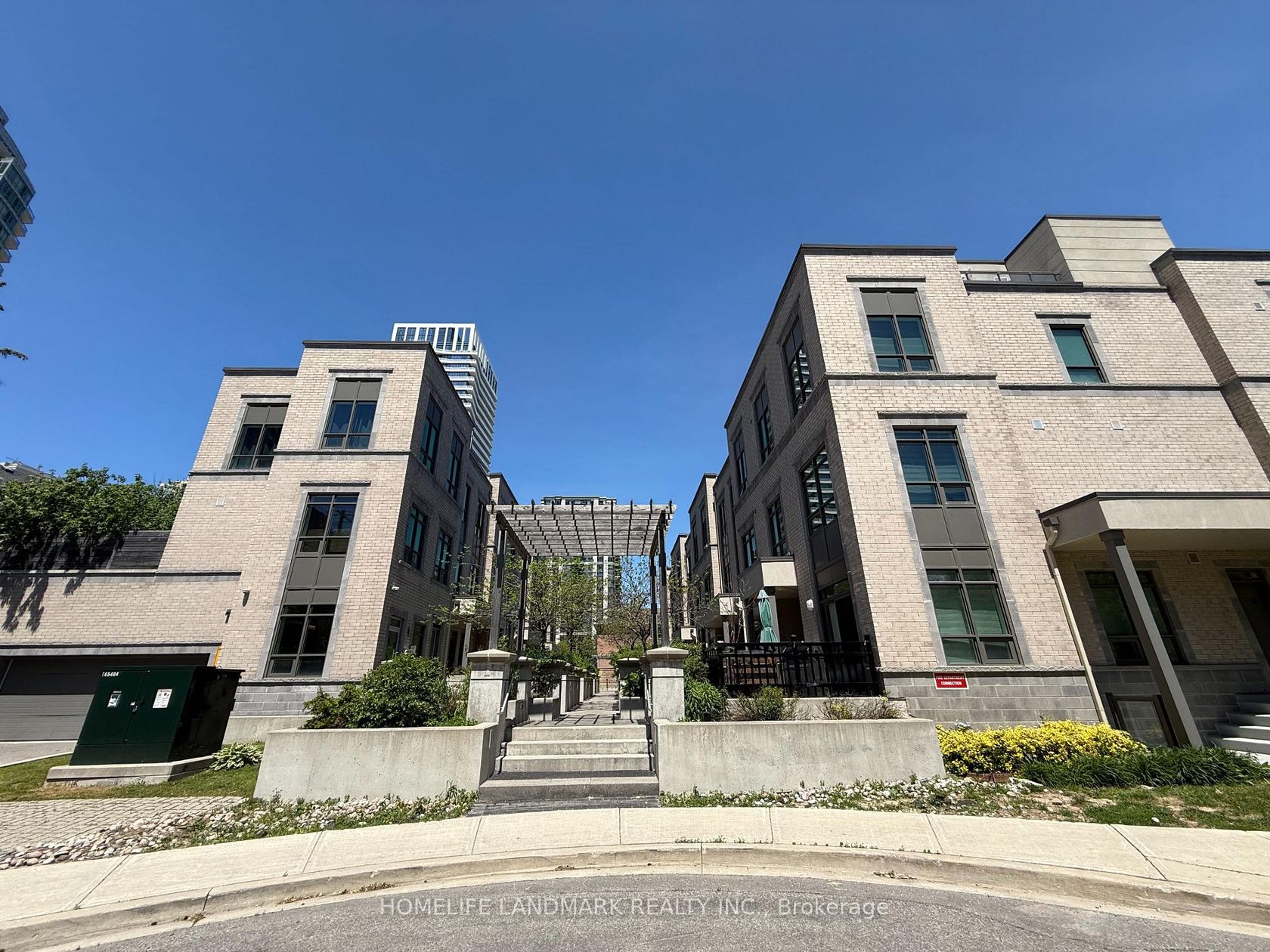 3 - 50 Holmes Avenue, Willowdale East, Toronto 